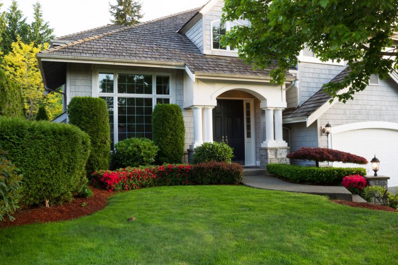 Topiary Shaping in Ventura County, CA